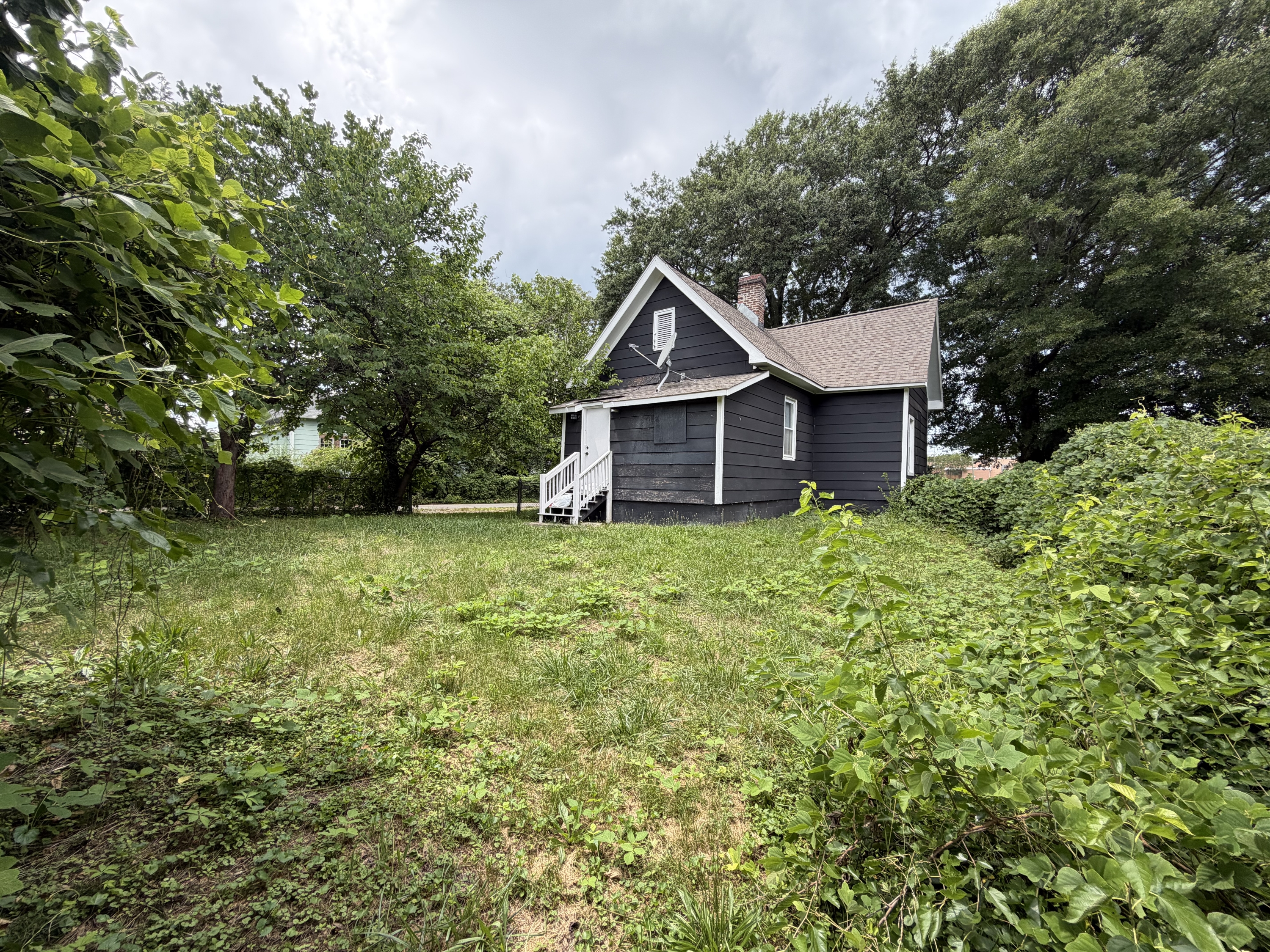Property thumbnail image